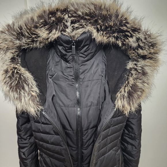 BCBGeneration Warm Puffer Women's Coat with Faux Fur-Trimmed Hood, Size S - Picture 6 of 14